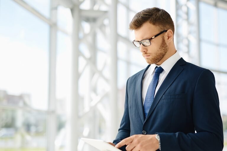 Pearson BTEC Level 5 Higher National Diploma in Business